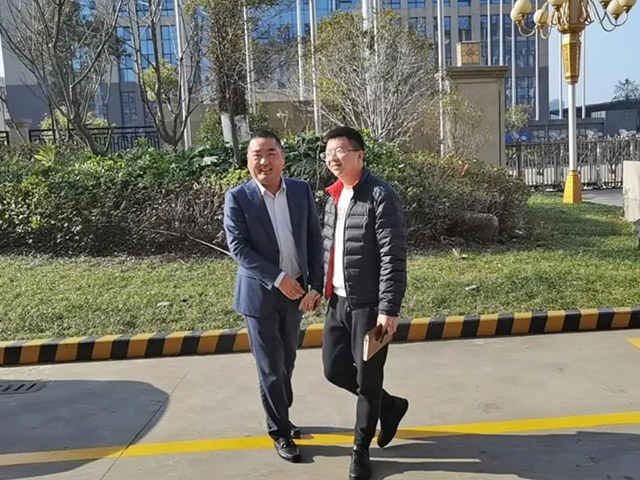 新春伊始，，，龙湾区空港管委会向导率队莅临集团走访慰问